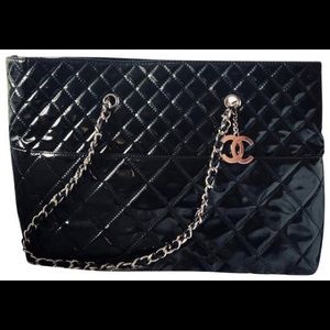 Black patent leather CHANEL tote